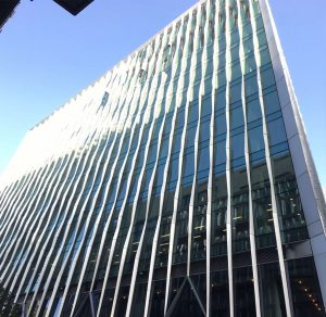 монтаж на еталбонд - сграда 10