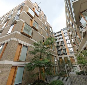 монтаж на еталбонд - сграда 4