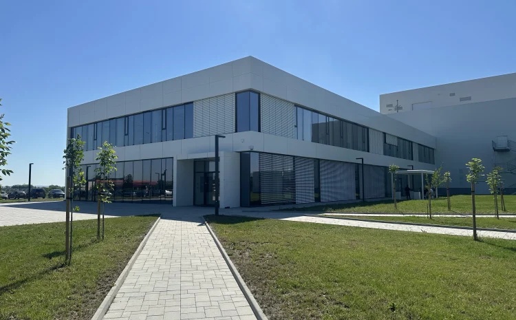 Завод за роботизирана хирургия Intuitive, гр. Първомай