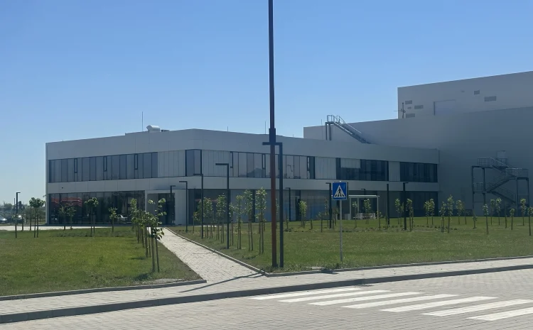 Завод за роботизирана хирургия Intuitive, гр. ПървомайЗавод за роботизирана хирургия Intuitive, гр. Първомай